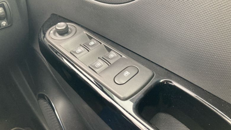 Renault Captur 1.5 dCi 90 Dynamique MediaNav Energy 5dr Diesel Hatchback